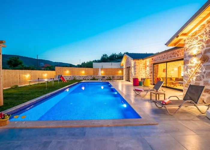 Saribelen Village Luxury 빌라 칼칸