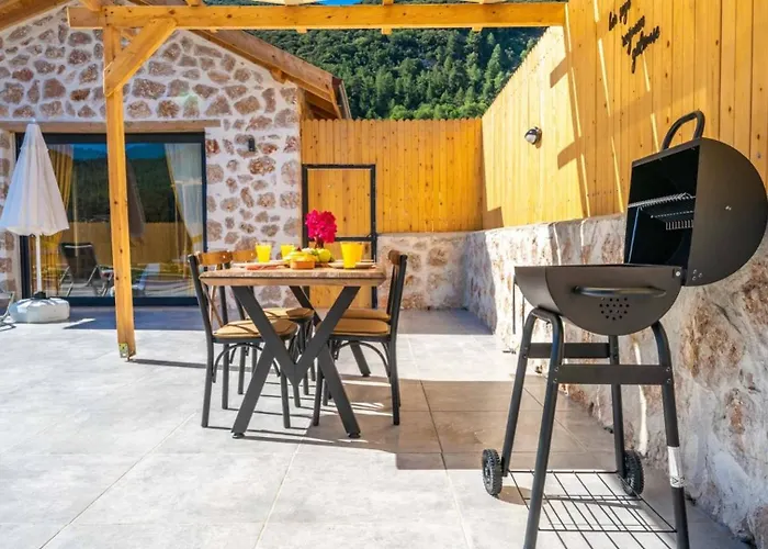 Saribelen Village Luxury 칼칸