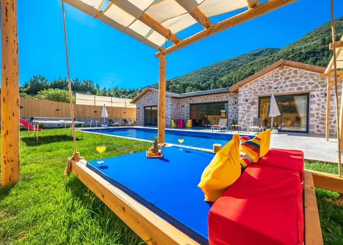 Saribelen Village Luxury 칼칸