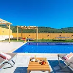 Saribelen Village Luxury - 7084 Kalkan
